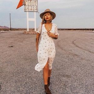 UO // Melanie Button-Down Midi Dress